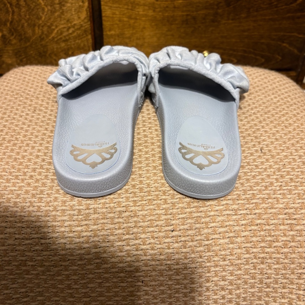Fergalicious Slides - Picture 6 of 9